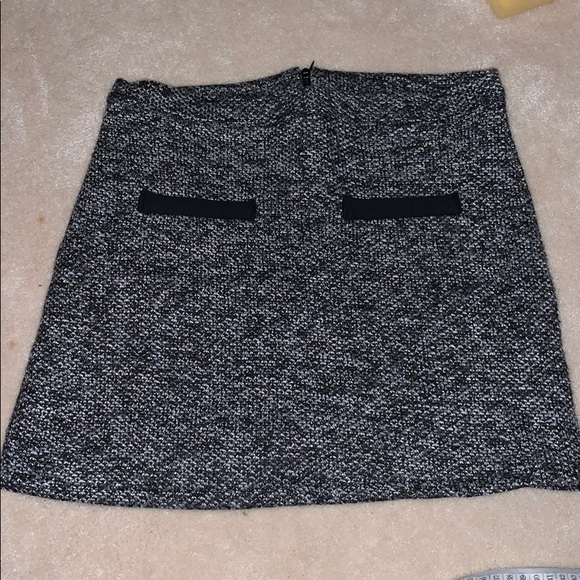 Wool Mini Skirt - Picture 4 of 7